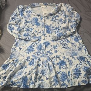 H & M Floral Blue and White Top Size Small NWT